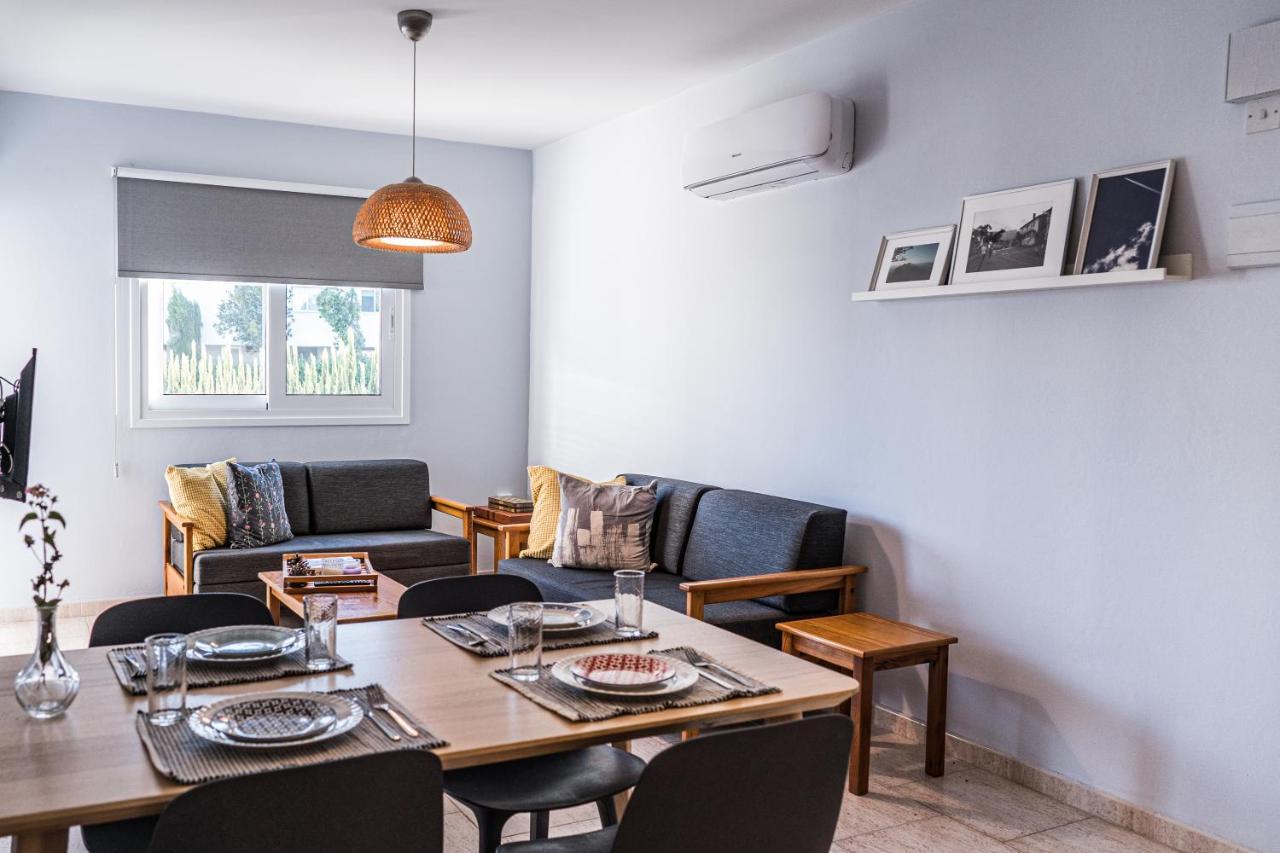 Anemomylos Guesthouse Paralimni Esterno foto
